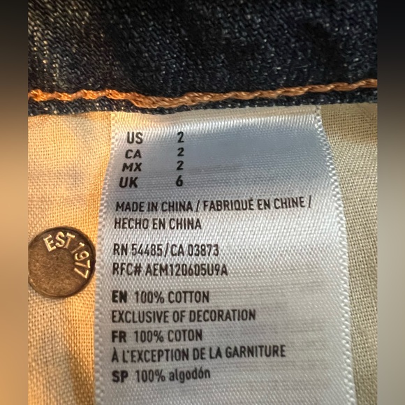 AE Jean Skirt Size 2 Barely Worn Once - Picture 2 of 2